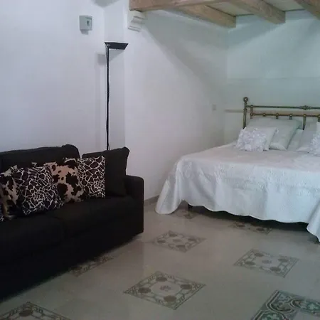 Neeton 3* Noto